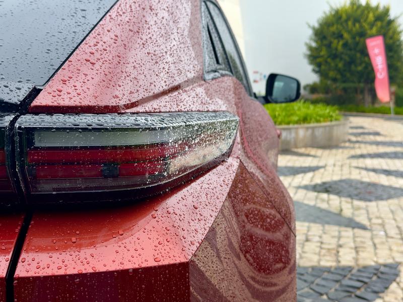Toyota C-HR +