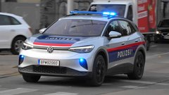 Policisti pri severnih sosedih se (že) odrekajo električnim avtomobilom