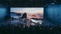 
                                                         Mercedes-Benz razred S Maybach