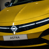 Vozili smo: (prenovljena) Opel Astra – Ostrejši (in svetlejši) pogled ter srčna kirurgija