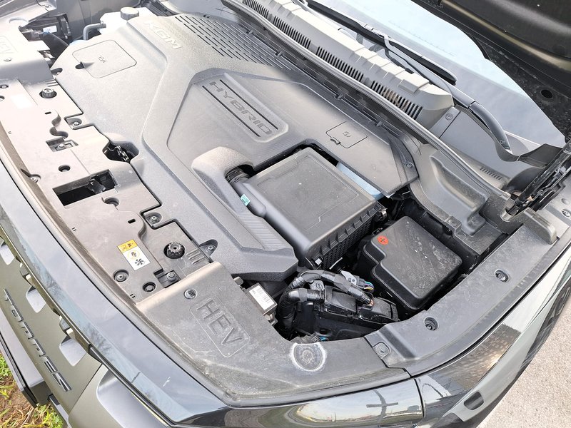 Test: KGM Torres HEV 1.5 T-GDI Premium+ – Drugačnost ima več obrazov