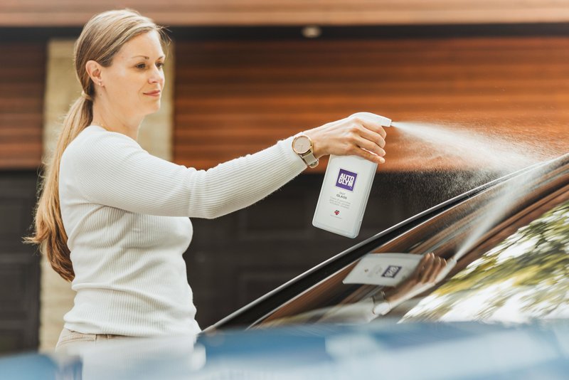 Po koncu zime si avtomobili zaslužijo vsaj temeljito pranje