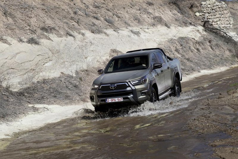 Kdaj bodo pri prodaji dostavnikov v Sloveniji vidna prva znamenja krize?