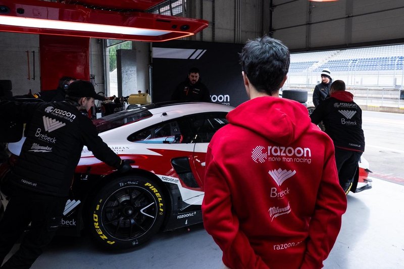 Mark Kastelic ADAC GT masters Porsche GT3