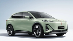 Kitajska avtomobilska znamka Hongqi se priklaplja na slovensko omrežje