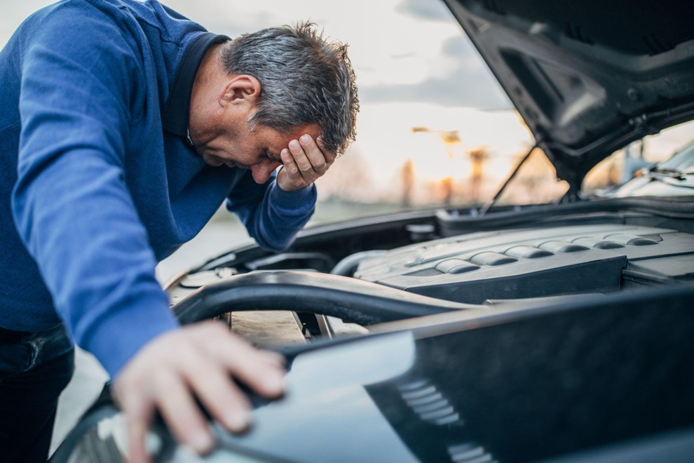 Namesto avtomehanika lahko okvaro odkrije orodje z umetno inteligenco