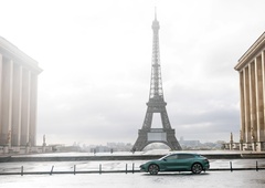 Denza povečuje gnečo med kitajskimi prestižnimi znamkami v Evropi