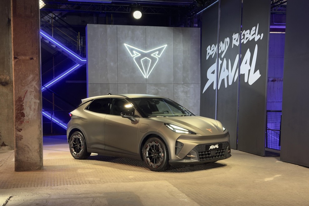 Predstavitev Cupra Raval