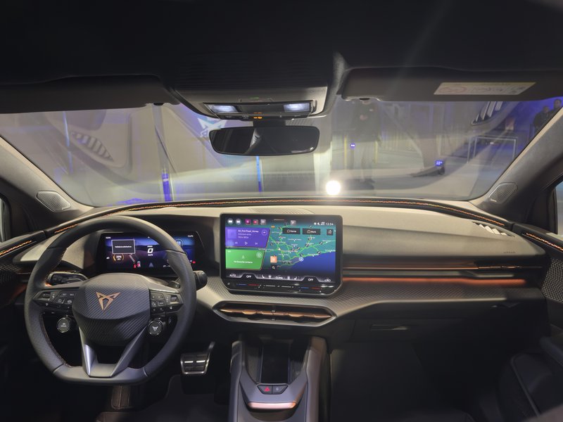 Predstavitev Cupra Raval