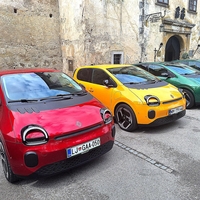 Novo v Sloveniji: Renault Twingo E-Tech – Prišel je z visokim ciljem
