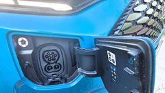 
                                                         Test: Ford E-Tourneo Custom L2H1 - Bo našel svoj prostor pod soncem?