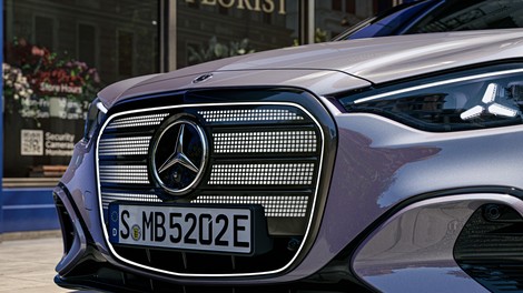 Razkritje novega električnega Mercedes-Banza razreda C: Odraščanje za prihodnost