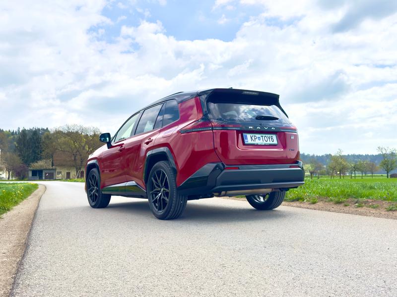 Toyota RAV4 GR Slovenija