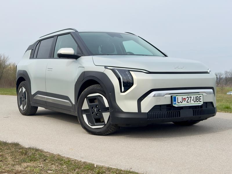 Kia EV3 Sky