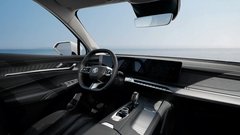 MG S9: pet metrov, sedem potnikov in pomoč elektrike