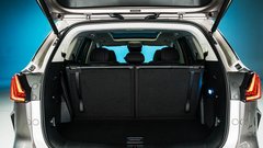 MG S9: pet metrov, sedem potnikov in pomoč elektrike