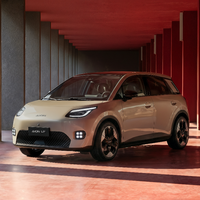 Sestavljajo ga tudi slovenske roke, s ceno pa napoveduje vojno Volkswagnovemu ID.3