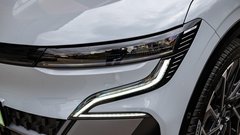 
                                                         Renault Megane E-tech Electric Esprit Alpine