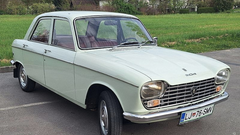 prodaja slovenija skoraj 60 let peugeot 11000 evrov zgodovina