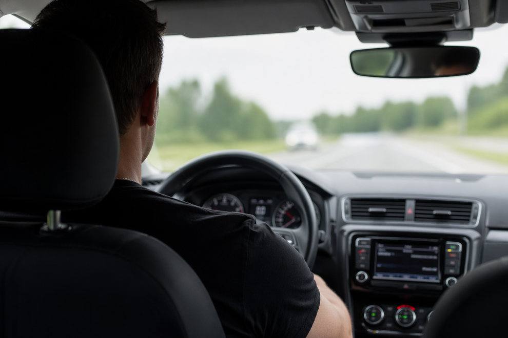 Sedež 1: Naravni vodja Če je vaš prostor za volanom, ste oseba, ki ljubi nadzor. Vaša največja moč sta pripravljenost …