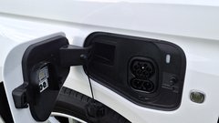 
                                                         Test: Volkswagen Caddy Life 1.6 DSG eHybrid - Multipraktik z dvojnim srcem
