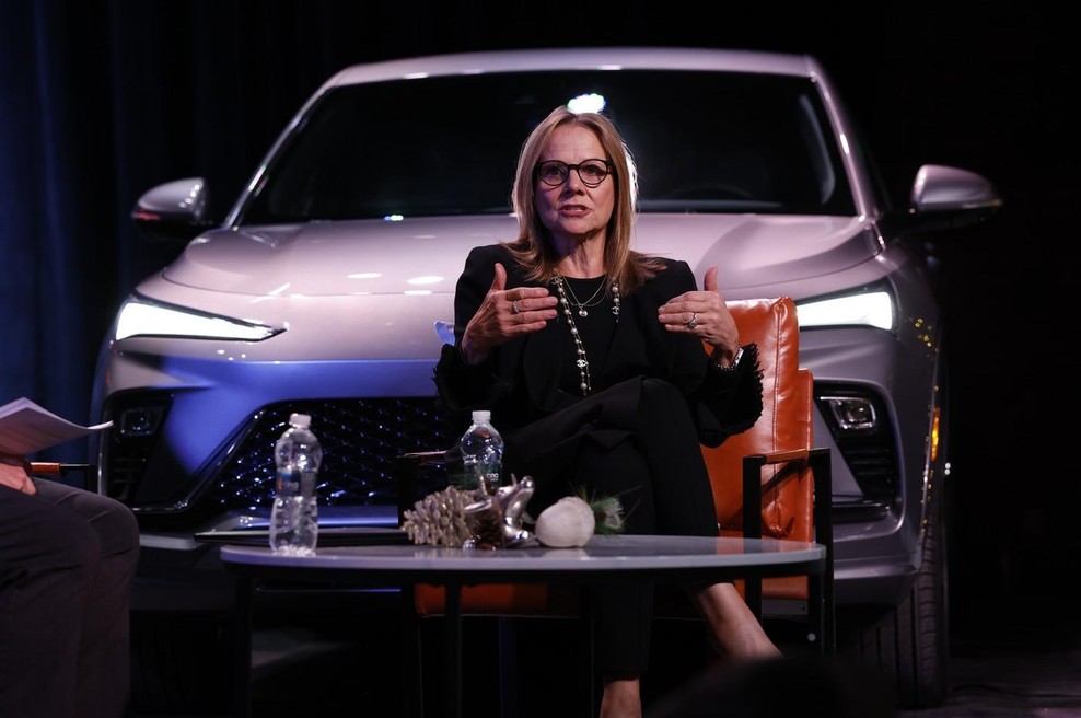 Zaposleni garajo, direktorji se kopajo v denarju: direktorica tega avto giganta zaslužila kar 27,5 milijona evrov! (foto: Profimedia)