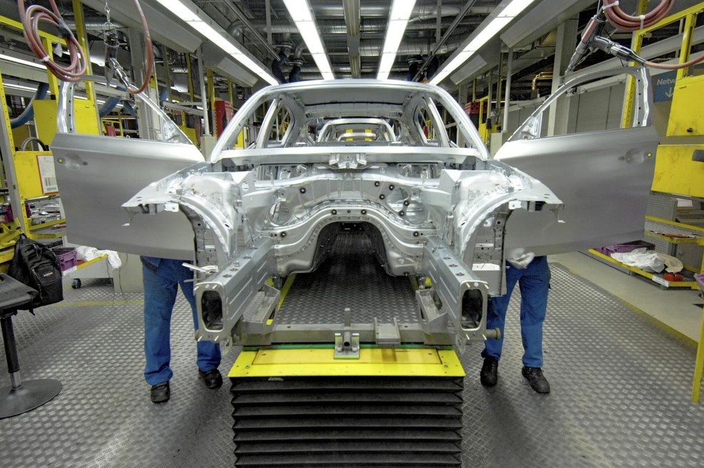 Kitajci prihajajo v Evropo: tukaj bodo gradili električna avtomobila, izbrali so državo, v kateri bo stala tovarna (foto: Profimedia)