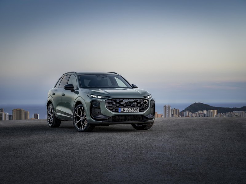 Pri štirih krogih dvojno slovo in napovedi novincev električne dobe