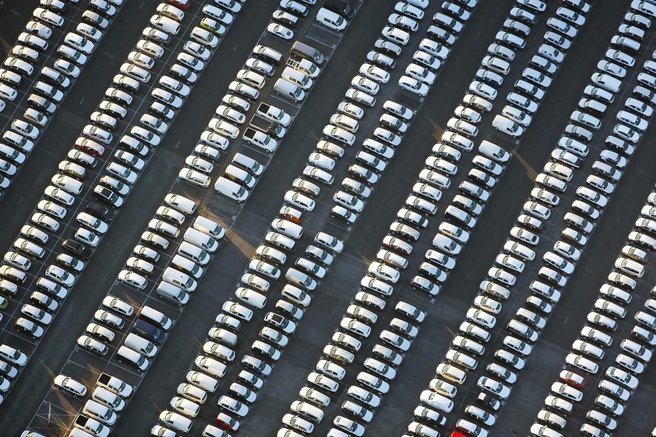 parkirisce avtomobili kitajska elektricna vozila baterije tehnologija napredek tezave