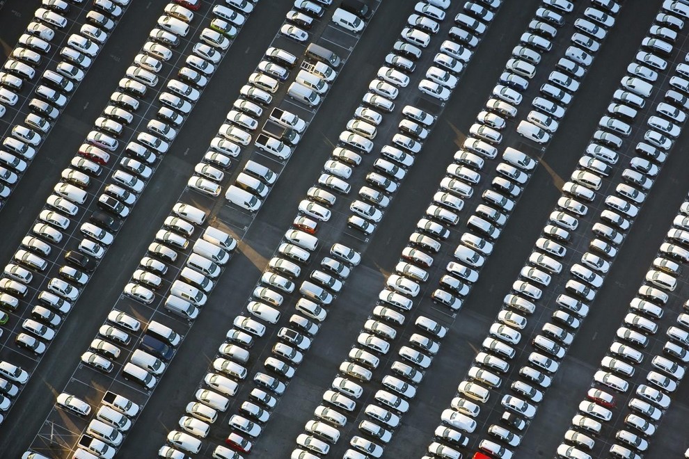 parkirisce avtomobili kitajska elektricna vozila baterije tehnologija napredek tezave
