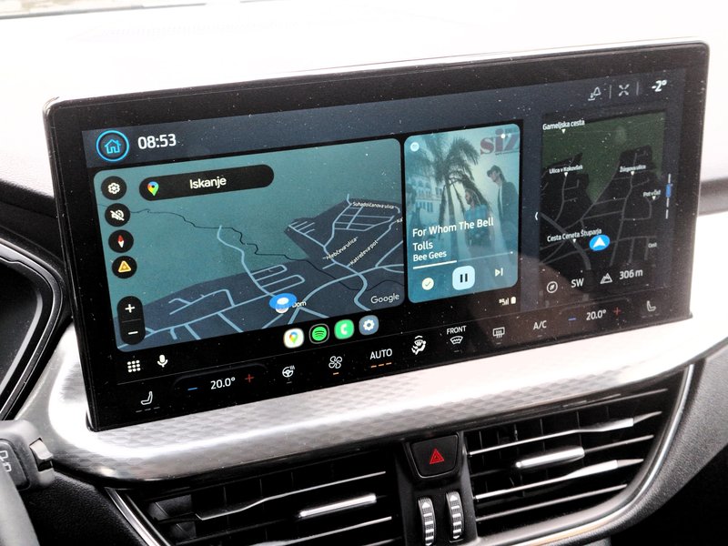 Test: Ford Kuga 2.5 PHEV Titanium – Tolažilna nagrada za zvestobo