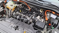 
                                                         Test: Ford Kuga 2.5 PHEV Titanium – Tolažilna nagrada za zvestobo