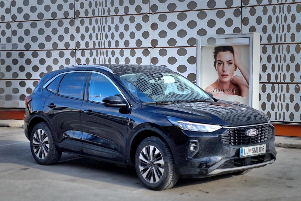 Test: Ford Kuga 2.5 PHEV Titanium – Tolažilna nagrada za zvestobo