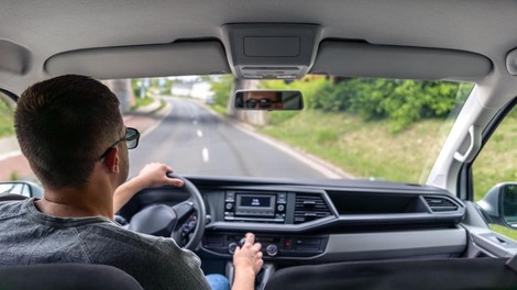 nova pravila voznja avtomobili evropska unija junij pozornost voznik sofer alert