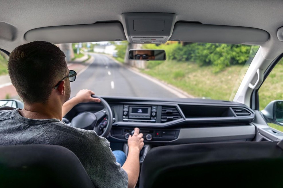 Na ceste prihaja čisto pravi Big Brother: EU brez milosti, od julija bo moralo biti v vseh novih avtomobilih tudi tole (foto: Profimedia)