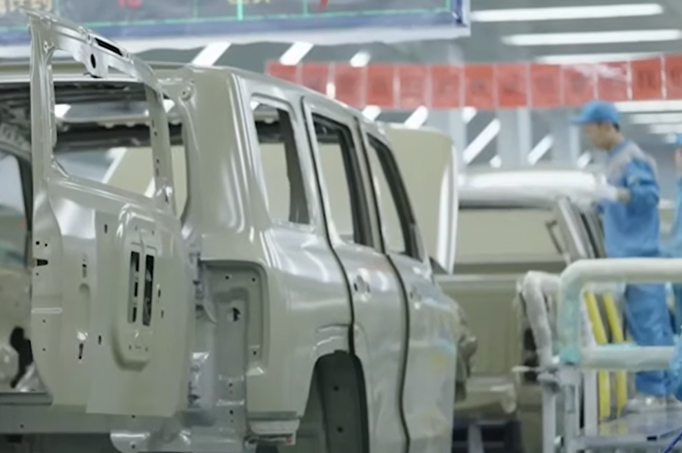 V Evropo prihaja še ena kitajska znamka: obljubljajo nekaj povsem novega, ime pove vse, znani prvi trije modeli (foto: YouTube/posnetek zaslona)