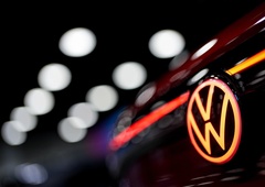 Svareče opozorilo iz  Volkswagna: "Če tega ne bomo storili, bo resno ogrožen celo naš obstoj!"