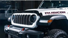 Jeep Wrangler v slogu Indiane Jonesa, a ne za Američane