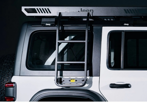 Jeep Wrangler v slogu Indiane Jonesa, a ne za Američane