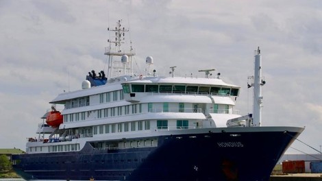 Križarka smrti: na ladji, na poti proti priljubljeni turistični destinaciji, umrli že trije potniki