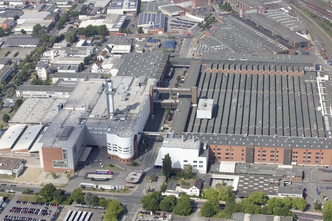 Volkswagen prodaja znamenito tovarno: ko je postalo jasno, kdo jo želi kupiti, so tisoči v besu skočili na noge