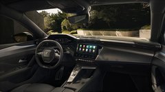 Novo v Sloveniji: (prenovljeni) Peugeot 308 – Nova vitaminska doza za francoskega leva