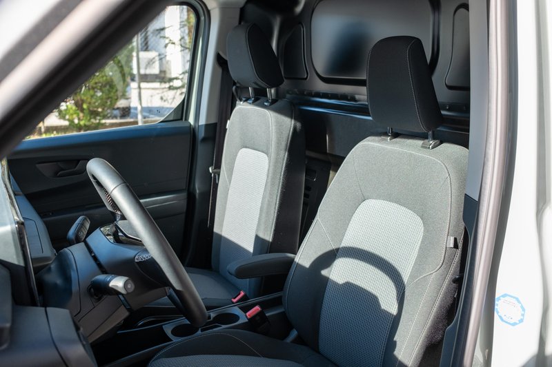 Ford E-Transit Courier