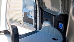 
                                                         Ford E-Transit Courier