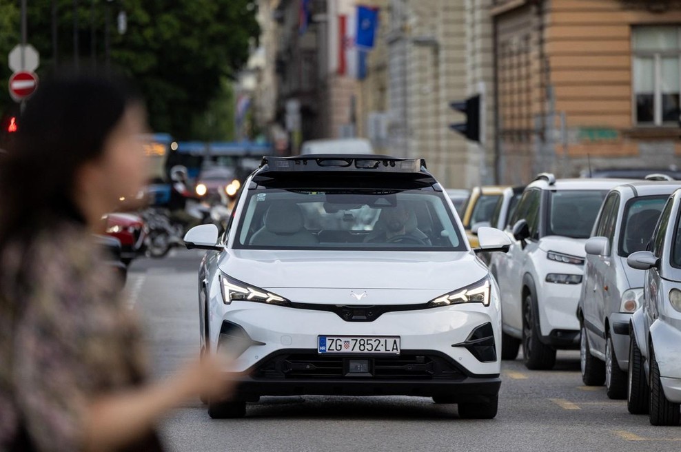 Zagreb naredil velik korak proti robotaksijem: za volanom ni več nikogar (foto: Profimedia)