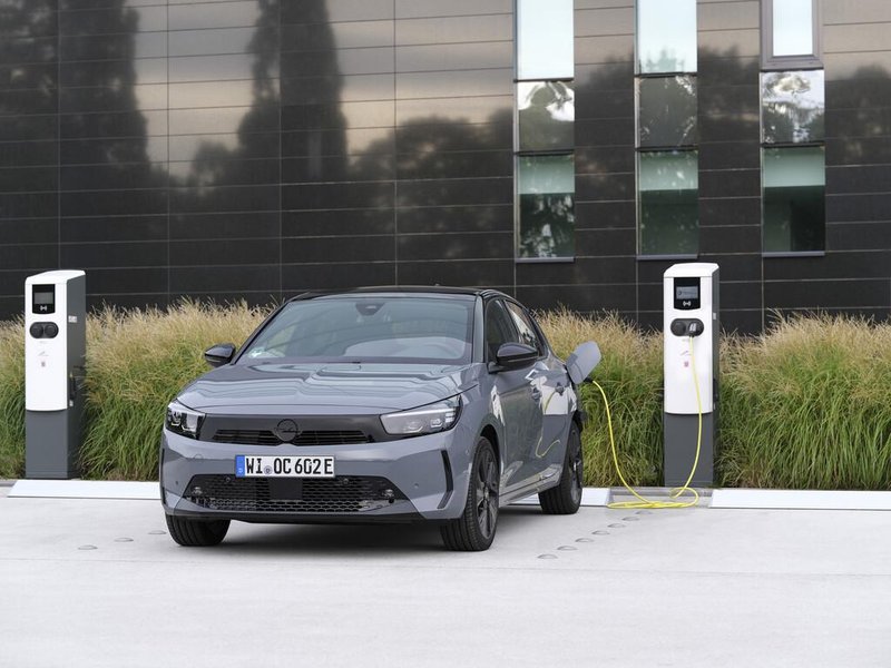 Rabljen električni avtomobil da ali ne, to je zdaj vprašanje