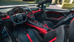 
                                                         Lamborghini Fenomeno Roadster