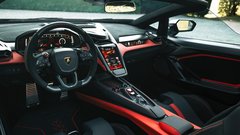 
                                                         Lamborghini Fenomeno Roadster
