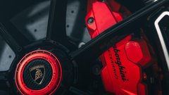 
                                                         Lamborghini Fenomeno Roadster
