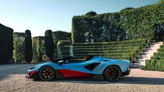 
                                                         Lamborghini Fenomeno Roadster